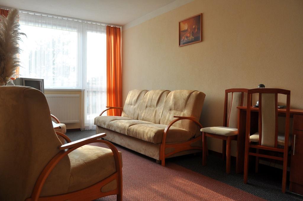 Hotel Zagiel Niewiesze Dış mekan fotoğraf