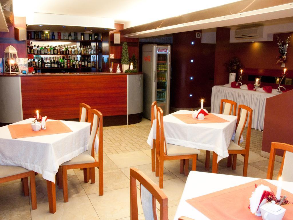 Hotel Zagiel Niewiesze Dış mekan fotoğraf