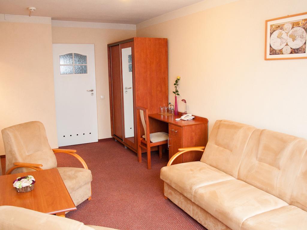 Hotel Zagiel Niewiesze Dış mekan fotoğraf