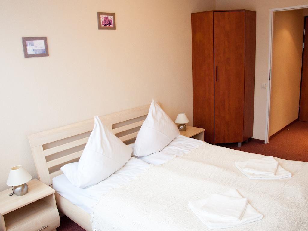 Hotel Zagiel Niewiesze Oda fotoğraf
