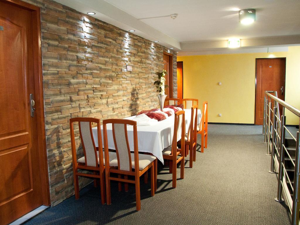 Hotel Zagiel Niewiesze Dış mekan fotoğraf